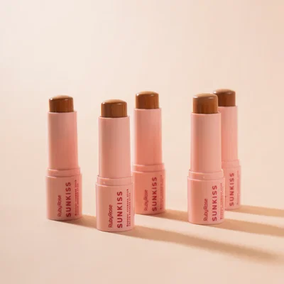 Bronzer/ Contorno en Barra Sunkiss – Ruby Rose