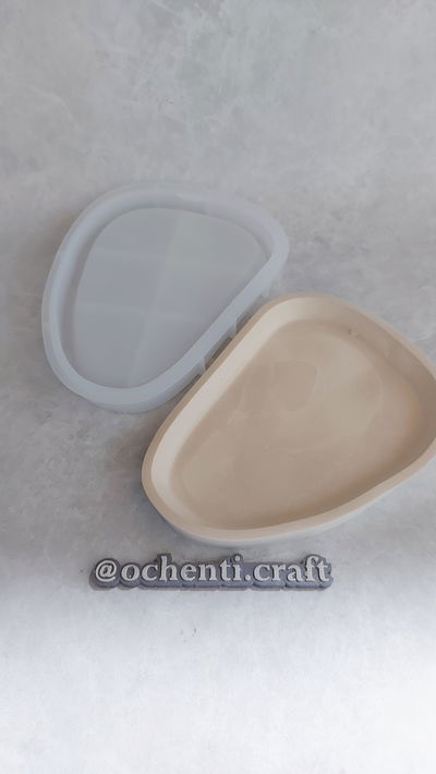 Bandeja irregular con Borde Grande