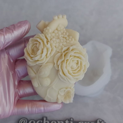 Corazón decorado: molde muestra