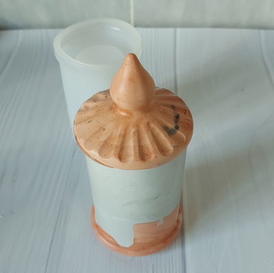 Florero con tapa + contenciones