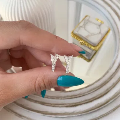 ARO ARGOLLA MARIPOSA CON CUBIC
