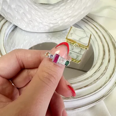 ANILLO GEO CON CUBIC