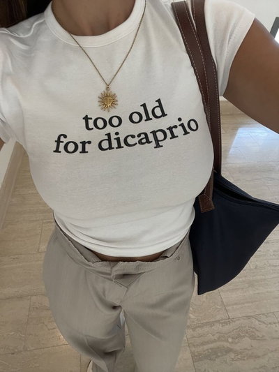 Remera Baby Tee too old for dicaprio