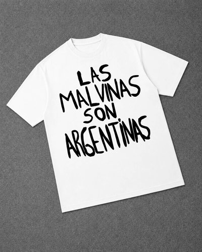Remera Oversized Argentina: Las malvinas son argentinas
