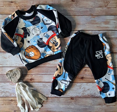 Conjunto frizado Mickey béisbol ⚾️ 3 al 7💖