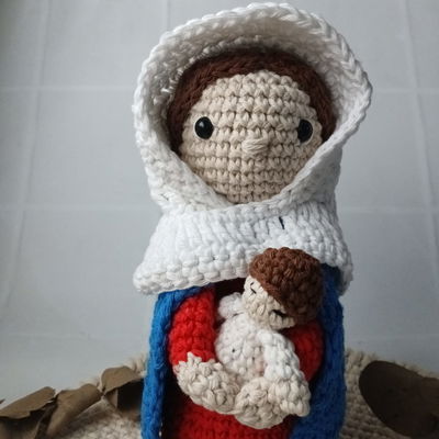 Virgen de Schoenstatt (Amigurumi)