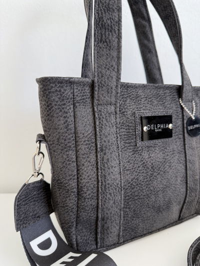 Mini Tote Negra Gastado