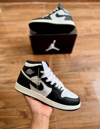 Botitas Jordan Clasico