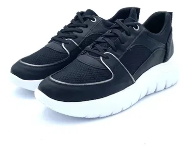 Zapatilla Piccadilly Negra