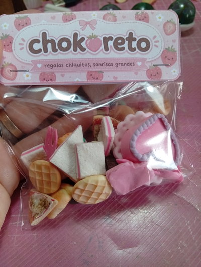 Comida miniatura para muñecas 