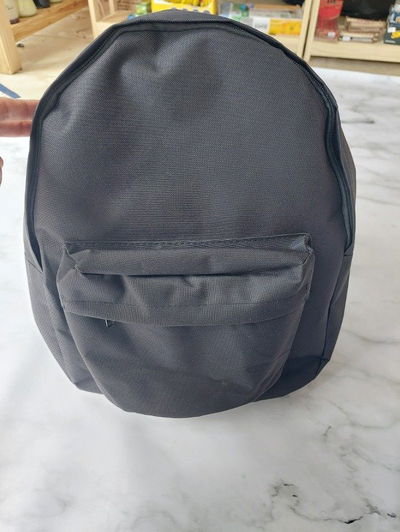 Mochila básica negra