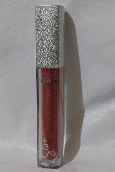Labial shine