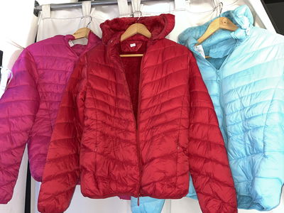 Campera puffer con peluche