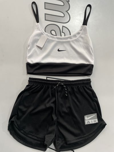 Conjunto deportivo Nike Air
