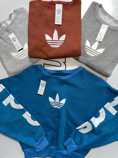 Buzo crop Adidas