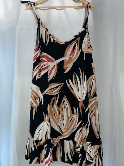 Vestido solero de fibrana floreado