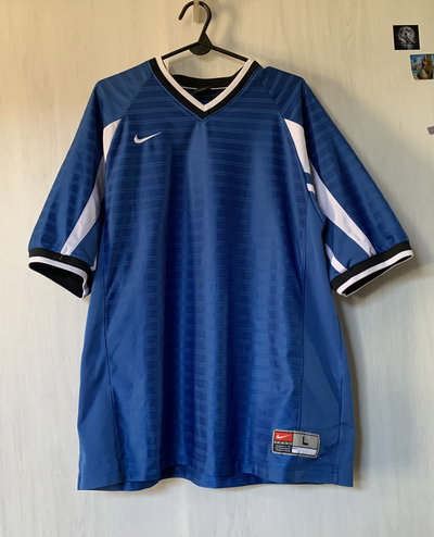 Camiseta Nike 00’s