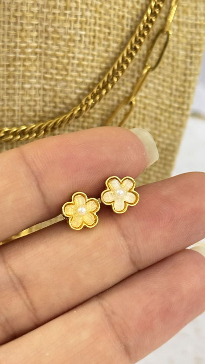 Aros Flor Blanca 