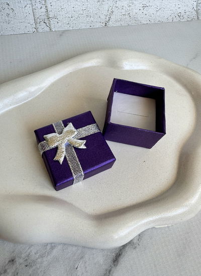 Caja para Anillo Violeta