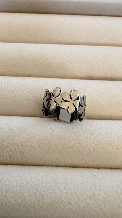 Anillo Flores AQ 