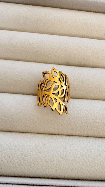 Anillo Hojitas AD 