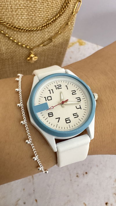 Reloj M0240
