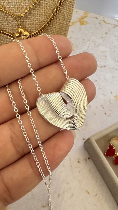 Collar Aria AB