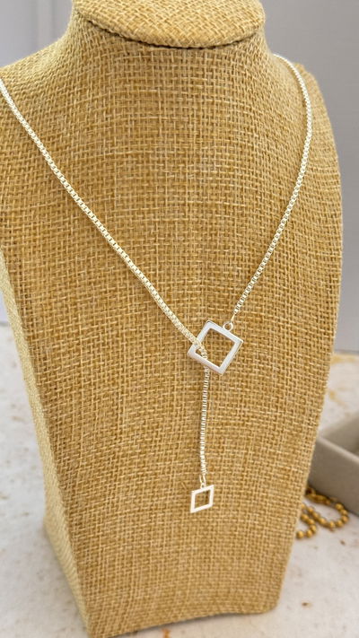 Collar Corbatero Rombo AB