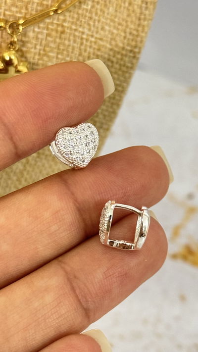 Aros Plateados Micropavé Corazón 
