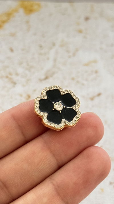 Prendedor Para Camisa Flor Negro
