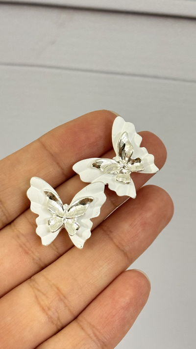 Aros Mariposa Blanco Con Plateado 