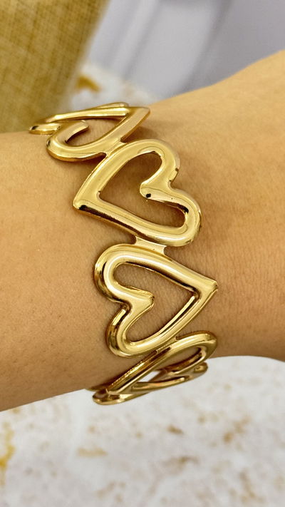 Esclava Dorada Corazones