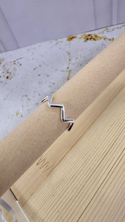 Anillo Zigzag AB T.18