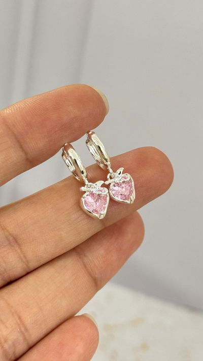 Aros Corazon Con Moño Rosa