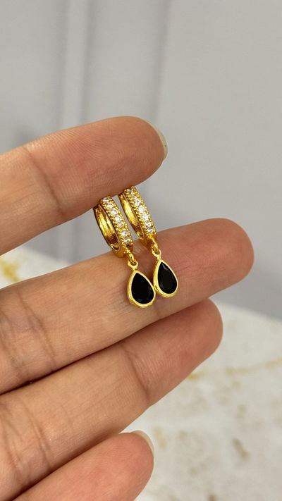 Aros Gota Negro Dorado