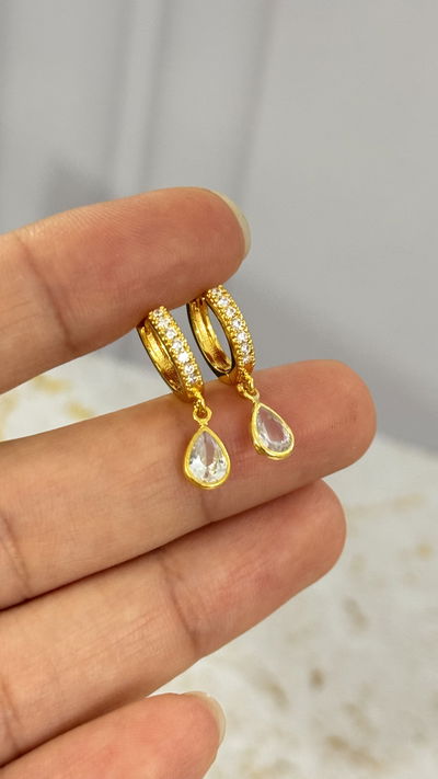 Aros Gota Transparente Dorado