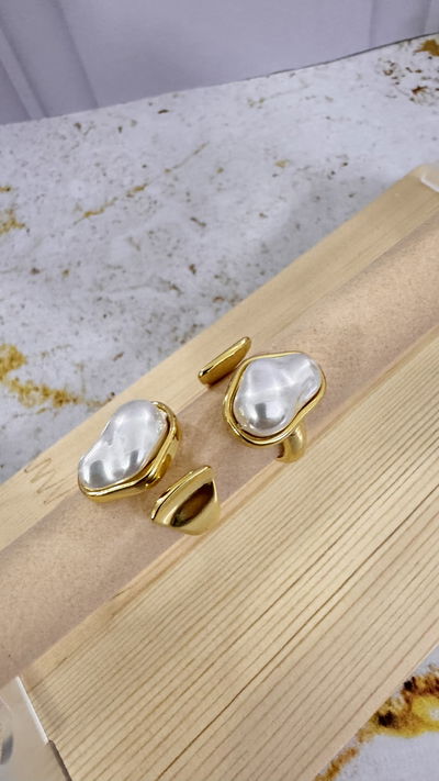 Anillo con Perla Dorado T.18