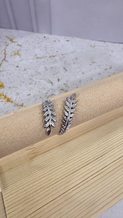 Anillo Hojitas AQ T.18