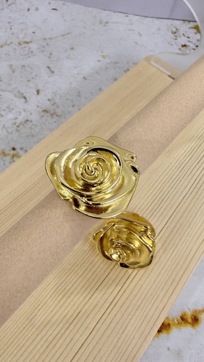 Anillo Rosa Dorada T.18