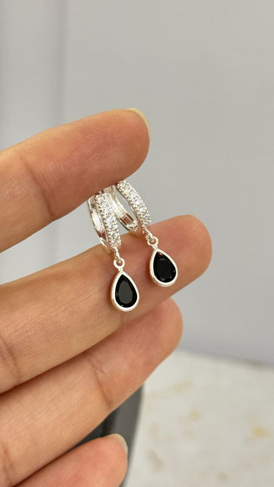 Aros Gota Negro Plateado