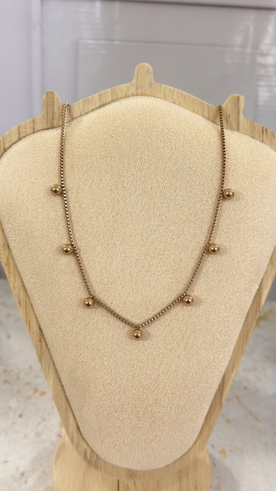 Collar Bolitas AR