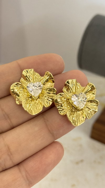 Aros Flor Con Cubic De Corazon Dorado