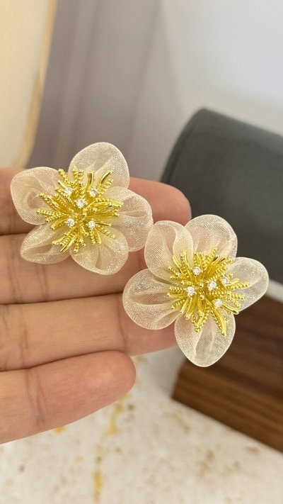 Aros Flor  Con Strass Dorado