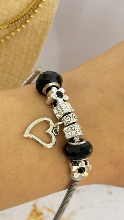 Pulsera Corazón y Flores Negro