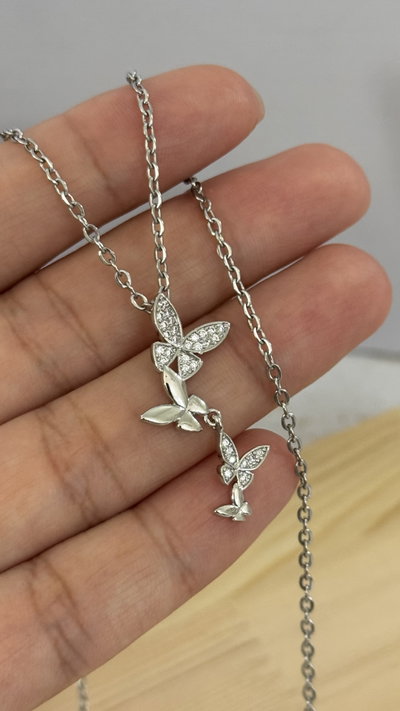 Collar Mariposas Con MicroPave AQ