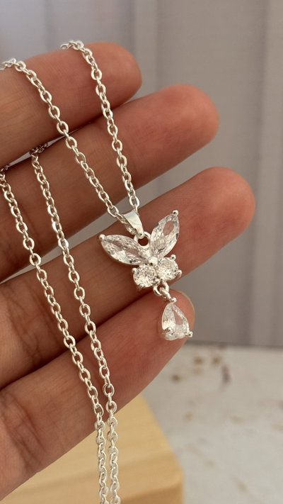 Conjunto Mariposa Cubic Cristal AB
