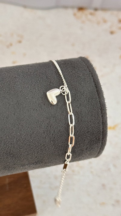 Pulsera Helmi AB