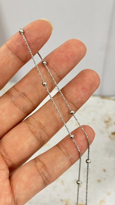 Cadena Bolitas AQ