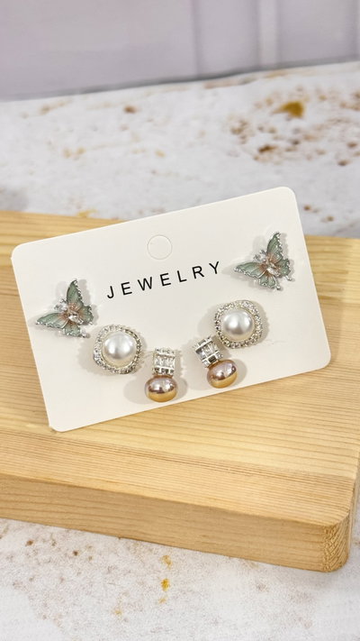 Set de Aros Plateados (puede variar color de Mariposa)
