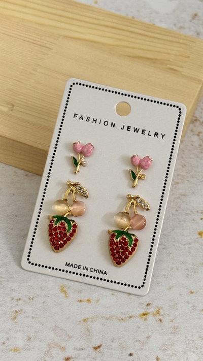Set de aros frutilla dorado